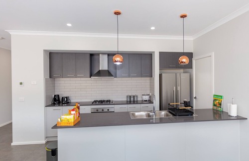 Tarneit House | Cosy, Adorable Brand-New House