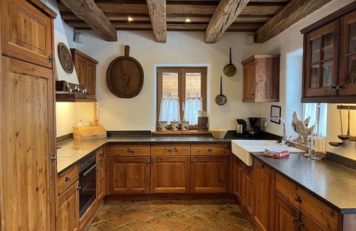 Sankt Martin House | Cosy apartment in villa for 6 guests with WIFI, TV, terrace, pets allowed and panoramic view