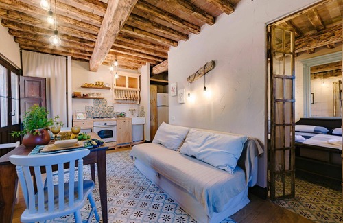 Civitella Paganico Apartment | Cosy apartment for 4 people with WIFI, A/C, pool, TV, terrace, pets allowed and parking