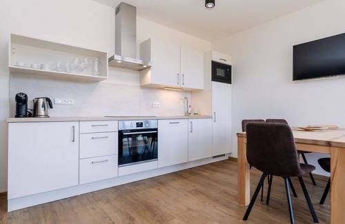 Loucna Pod Klinovcem Apartment | Cosy apartment for 5 guests with WIFI, TV, balcony and parking