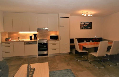 Holdernach Apartment | Cosy apartment for 4 people with WIFI, TV, terrace and parking