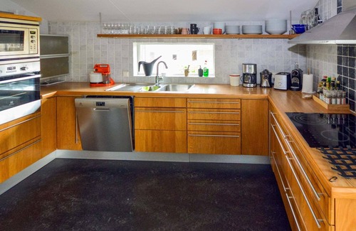 Skummesloevsstrand House | Cosy apartment by the sea-By Traum