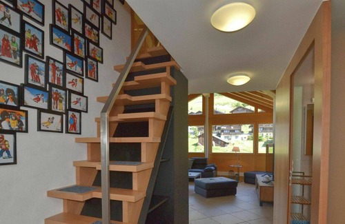 Riederalp Apartment | Cosy apartment for 10 guests with internet, TV and balcony