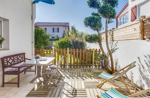 Guethary Apartment | Cosy apartment for 2 guests with A/C, WIFI, TV and terrace