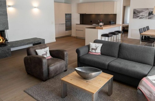 Andermatt Apartment | Cosy apartment for 4 guests with WIFI, TV and parking