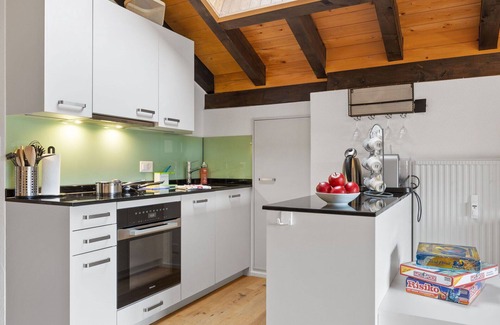 Graechen Apartment | Cosy apartment for 4 guests with WIFI, TV, balcony, panoramic view and parking