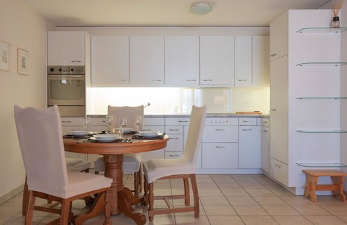 Saanenmoeser Apartment | Cosy apartment for 4 guests with WIFI, TV, balcony and pets allowed