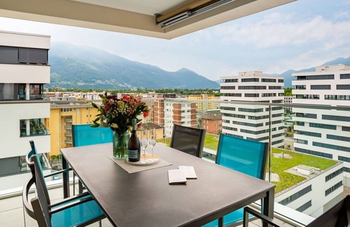 Locarno Apartment | Cosy apartment for 4 people with WIFI, TV, balcony and pets allowed