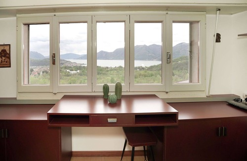 Luino Apartment | Cosy apartment for 6 people with WIFI, TV and terrace