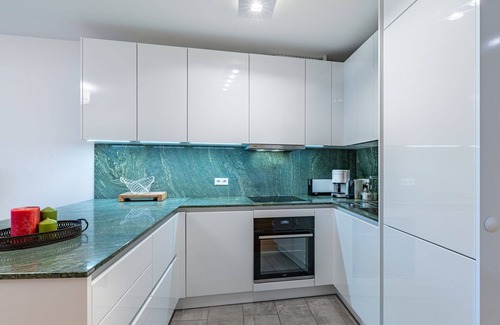 Annenheim Apartment | Cosy apartment for 3 people with WIFI, TV and balcony