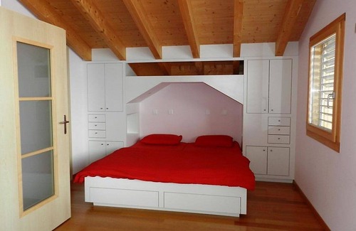 Zweisimmen Apartment | Cosy apartment for 10 guests with WIFI, balcony, pets allowed and parking