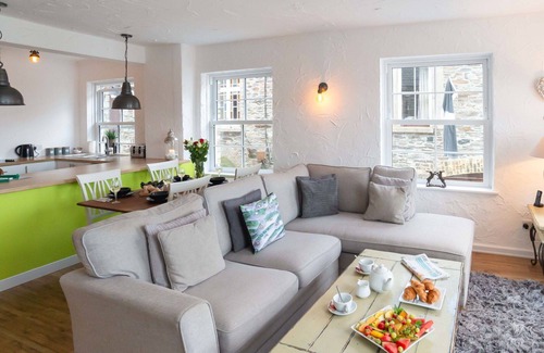 Saint Goran Apartment | Cosy apartment for 4 people with WIFI, TV, pets allowed and parking