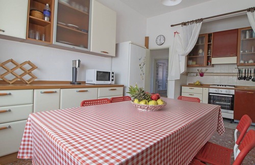 San Rocco in Turrite Apartment | Cosy apartment for 4 guests with WIFI, TV, terrace and parking