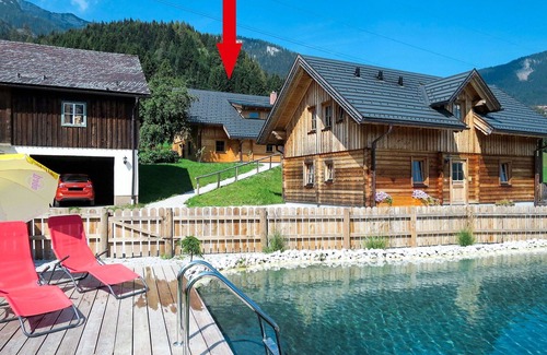 Mitterberg-Sankt Martin House | Cosy apartment in villa for 18 people with WIFI, pool, TV, terrace, pets allowed and parking