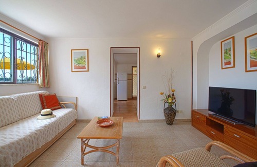 Mem Moniz House | Cosy apartment in villa for 4 guests with WIFI, A/C, pool, TV, terrace and panoramic view