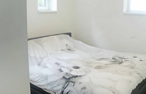 Eelderwolde Villa | Cosy apartment in villa for 6 guests with WIFI, TV, terrace and parking