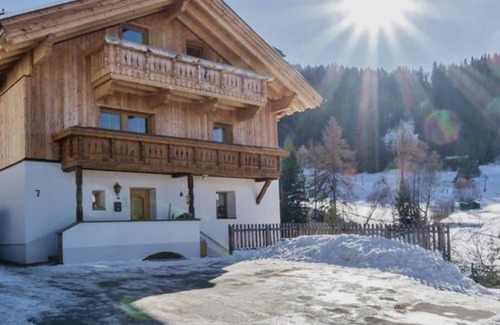 Fendels Apartment | Cosy apartment near ski lift in Fendels