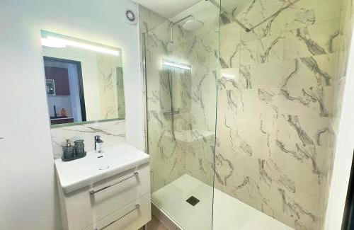 Douai Apartment | Cosy appart- 6 pers Netflix Hyper centre Douai