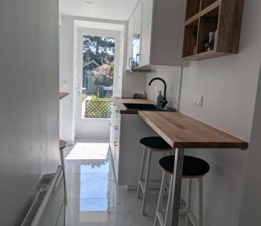 Saint-Gratien Apartment | Cosy appartment with access to garden, parking and direct line to Eiffel tower