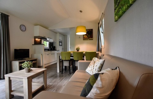 Vorden Ski Chalet | Cosy Chalet w/Garden Patio