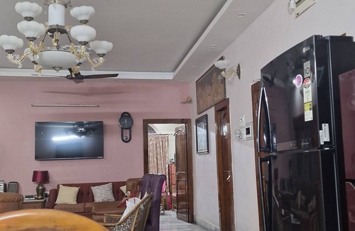 Kolkata Apartment | Cosy, Comfortable, safe stay at an affordable rate in Kolkata #2n