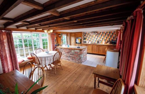 Merstone Cottage | Cosy converted barn in rural location with views of the surrounding countryside.