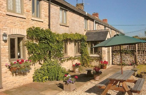 Shipton under Wychwood Cottage | Cosy cottage in the Cotswolds