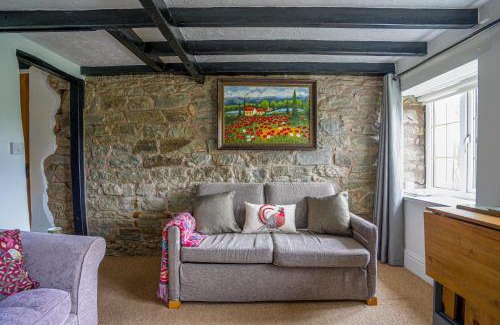 Munslow House | Cosy cottage in rural Culmington, Ludlow