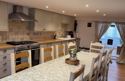 West Runton Cottage | Cosy cottage in west runton, close to the beach, pet friendly