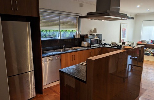 Hahndorf Apartment | Cosy detached studio in Hahndorf. CLOSED for Winter.