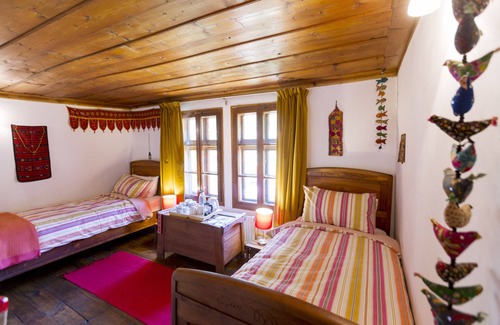 Gabrovo Bed & Breakfast | Cosy Double with wooded hillside view