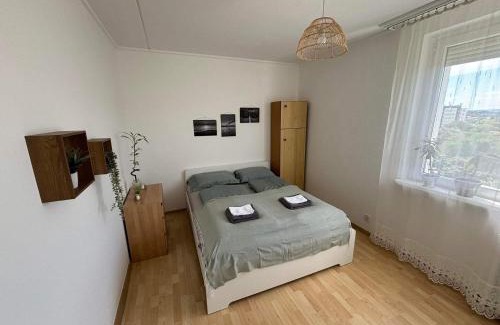 Kelenfold Apartment | Cosy Family Home