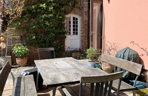 Blandford Forum House | Cosy Farm Cottage in the Heart of Dorset