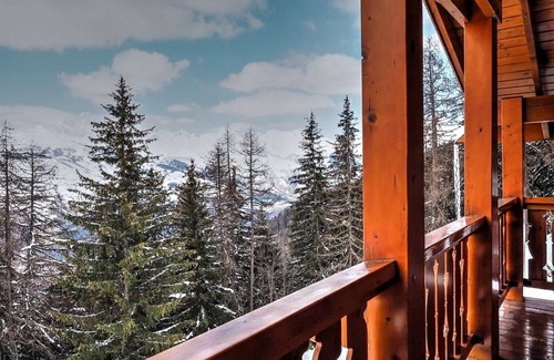 Vallandry Ski Chalet | Cosy, fully equipped chalet sleeping up to 4 people with stunning views