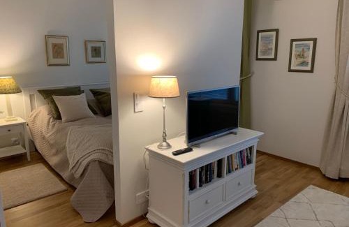 Lantinen District Apartment | Cosy Home Helena, Espoo