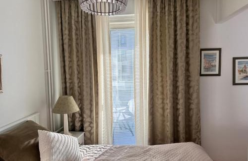 Lantinen District Apartment | Cosy Home Helena, Espoo