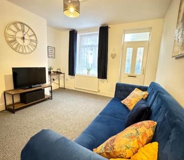 Barnsley House | Cosy home in Barnsley centre