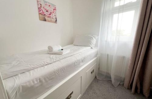 Dowlais House | Cosy House on the Edge of Brecon Beacons