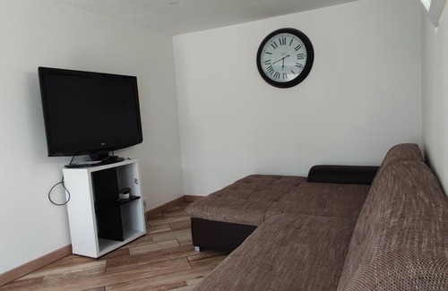 Coulogne House | Cosy house with free on-site parking