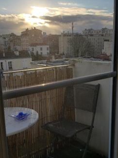 Vanves Apartment | Cosy in Paris