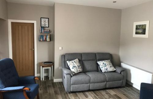 Enniskillen House | Cosy Nook Cottage Kesh