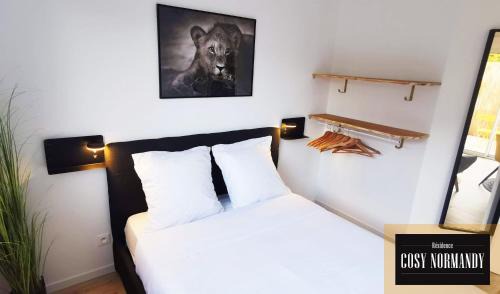 Bois-Jerome-Saint-Ouen Apartment | Cosy Normandy - 02