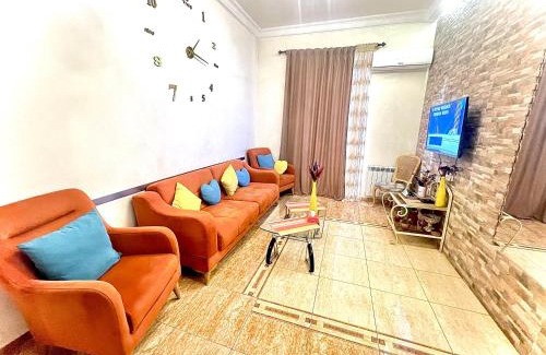 Kentron Apartment | Cosy One bedroom Appartment with open balcony terrace, near Opera, Tumanyan & Pushkin streets, Self Check in, city centre, Yerevan