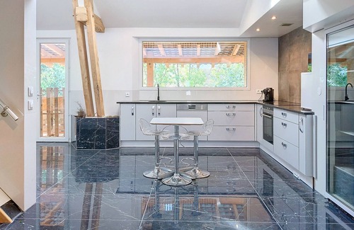 Bassy Apartment | Cosy & quiet 40 min from Geneva and Annecy