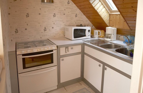 La Foret-Fouesnant Apartment | Cosy Rent in a quiet House with garden close to the sea
