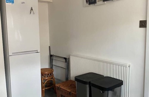 Llanystumdwy Cottage | Cosy retreat: The Fishermans Cottage in Beautiful Snowdonia, pet friendly