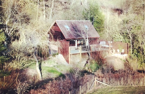 Broadwas House | Cosy rural retreat with hot tub in a tranquil valley