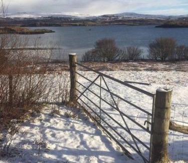 Waternish House | Cosy sea view cottage Isle of Skye