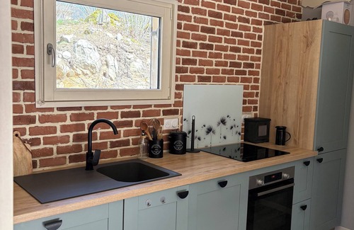 Le Chambon-sur-Lignon Ski Chalet | Cosy self-catering cottage, near the center of Le Chambon-sur-Lignon, on the edge of a forest