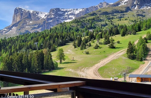 Saint-Etienne-en-Devoluy Apartment | COSY stay at the MONTAGNE-STUDIO for 4 people- at the foot of the resort.